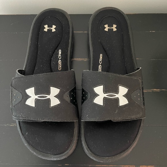 Men’s Under Armour Slide Sandals - Picture 3 of 3